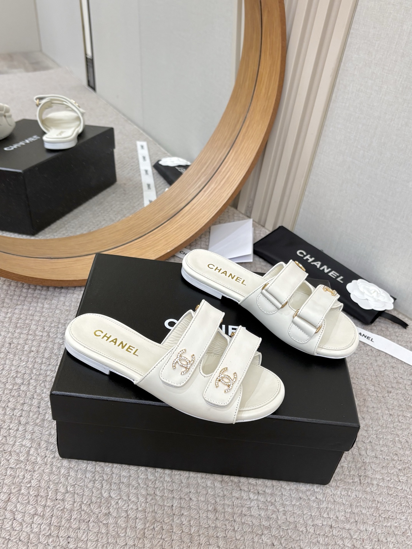 Women's high heels